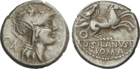 Denario. 91 a.C. JUNIA. D. Junius Silanus L.f. Anv.: Cabeza de Roma a derecha, detrás letra A. Rev.: Victoria en biga a derecha, en exergo D. SILANVS ...