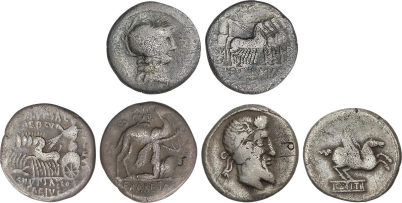 Lote 3 monedas Denario. AEMILIA, MANLIA, TITIA. Rev.: Júpiter en cuadriga a izqu...