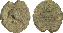 Felús. Anv.: Cabeza de guerrero con casco. 1,39 grs. AE. Frochoso XIVa-var. F. MBC-.