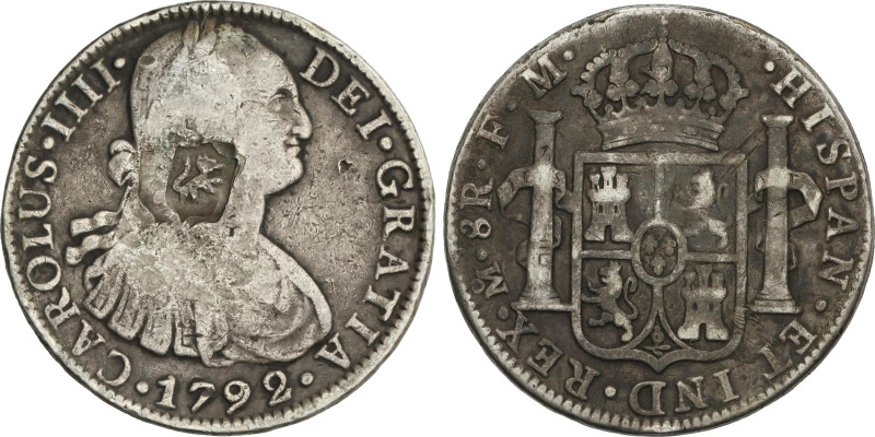 8 Reales. 1792. MÉXICO. F.M. 26,21 grs. AR. Resello león rampante en anverso. Pá...