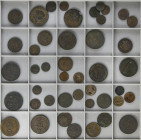 Lote 45 monedas 1/2 (11), 1 (12), 2-1/2 (11), 5 Céntimos de Escudo (6), 1/2 Real (5). 1850 a 1868. VARIAS CECAS. A EXAMINAR. BC a MBC+.