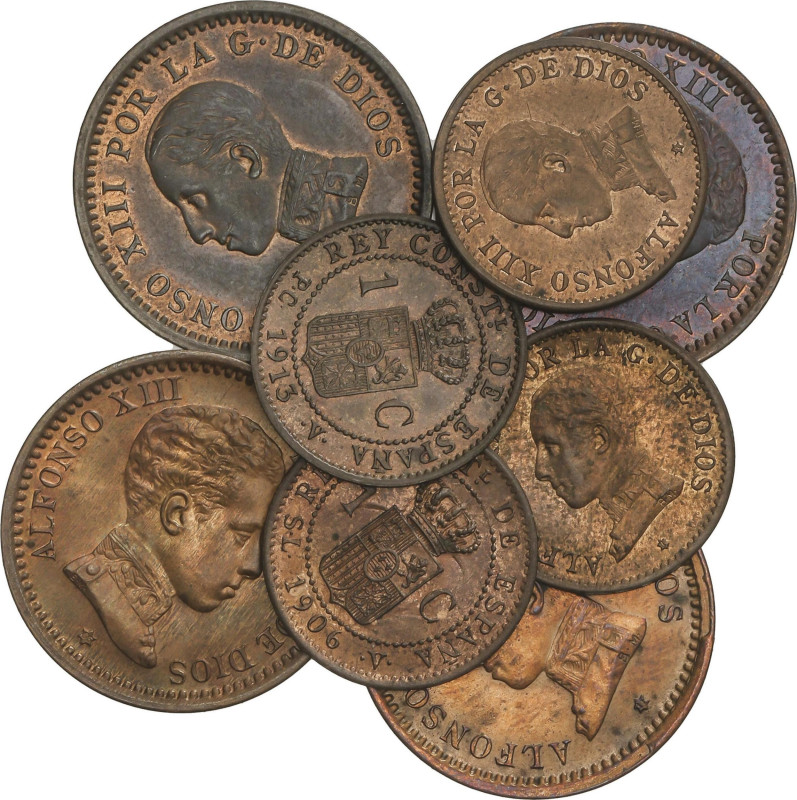 Lote 8 monedas 1 (4), 2 Céntimos (4). 1904 a 1913. 1 Céntimo: 1906 S.L.-V., 1911...
