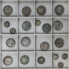 Lote 19 monedas 1/2 (6), 1, 2 (11) y 4 Reales (2). 1724 a 1823. LUIS I, FERNANDO VI, CARLOS IV y FERNANDO VII. LIMA, MADRID, MÉXICO, SEGOVIA, SEVILLA....