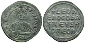 Leo VI the Wise, with Constantine VII, 886-912. Follis (Bronze, 27 mm, 7.01 g, 6 h), Constantinople. + LEOh BAS-ILEVS ROm' Crowned bust of Leo VI faci...