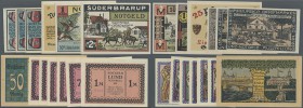 Deutschland - Notgeld: Umfangreicher Bestand an hauptsächlich Serienscheinen mit etwas Kleingeld in 10 alten Pergaminalben, etlichen Tüten und loser S...