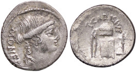 ROMANE REPUBBLICANE - CARISIA - T. Carisius (46 a.C.) - Denario B. 1; Cr. 464/2 (AG g. 3,71)
qSPL/BB+