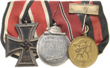 Ordensspangen
Spange mit 3 Auszeichnungen drittes Reich -Eisernes Kreuz 2. Klasse 1939. Medaille Winterschlacht im Osten 1941/42. KM getönt. Medaille...