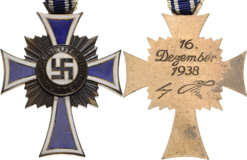 Orden des Dritten Reiches
Mutterkreuz, 3. Stufe, 2. Form Verliehen 1939-1944 Br...