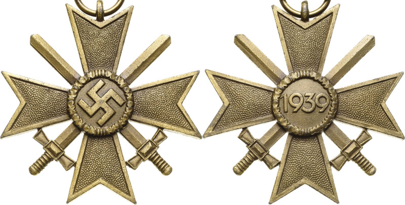 Orden des Dritten Reiches
Kriegsverdienstkreuz 2. Klasse mit Schwertern Verlieh...