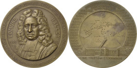 Astronomie
 Bronzemedaille 1910 (E. Torff) Auf die Wiederentdeckung des Halleyschen Kometen in seiner Sonnennähe durch den Astronom Max Wolf. Brustbi...