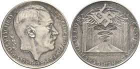 Drittes Reich
 Silbermedaille 1938 (Hanisch-Concée) Anschluss Österreichs - Befreite Ostmark. Kopf Hitlers nach rechts / Innbrücke zu Braunau, darübe...