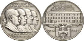 Drittes Reich
 Silbermedaille 1938 (Karl Goetz) Münchner Abkommen. Brustbilder von Hitler, Mussolini, Chamberlain und Daladier nebeneinander nach rec...
