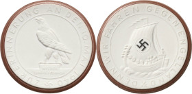 Drittes Reich
 Weiße Porzellanmedaille 1940 (Meißen) Beginn des Einmarsches im Westen - Wir fahren gegen England. Adler auf Podest / Wikingerschiff m...