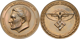Drittes Reich
 Bronzierte Zinkmedaille 1942. Reichswettkampf der Flieger-Hitlerjugend. Kopf von Hermann Göring nach links / NSFK-Emblem im Eichenlaub...