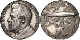 Slg. Joos - Medaillen, Plaketten, Abzeichen der Luftfahrt 1783-1945
 Silbermedaille 1931 (Oertel) Auf die Arktisfahrt des "LZ 127". Brustbild Hugo Ec...