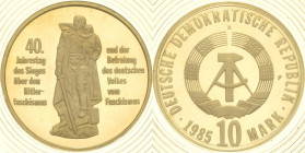 Proben
 10 Mark 1985 A 40. Jahrestag der Befreiung - Materialprobe in 333er Gold. Im verplombten Originaletui Jaeger 1603 P 1 Auflagenhöhe: 200 Exemp...