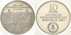 Gedenkmünzen Polierte Platte
 10 Mark 1985. Humboldt-Universität. Im verplombten Originaletui Jaeger 1606 Polierte Platte