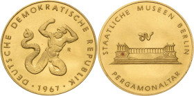 Medaillen
 Goldmedaille 1967 (Münze Berlin) Pergamonaltar. Pergamonaltar / Okeanos. 26,5 mm, 15,00 g. Ca. 900er Gold GOLD. Prägefrisch