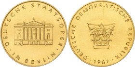 Medaillen
 Goldmedaille 1967 (Münzer Berlin) Staatsoper Berlin. Ansicht / Kapitell. 26,5 mm, 15,05 g. Ca. 900er Gold GOLD. Prägefrisch