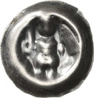 Brandenburg, Markgrafschaft
Otto II. 1184-1205 Brakteat Brandenburg Stehender Markgraf hält Schwert und Fahne zwischen 2 Lilien und Punkten Bahrfeldt...