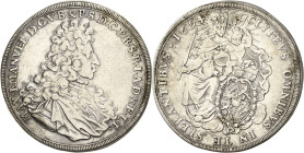 Bayern
Maximilian II. Emanuel 1679-1726 Taler 1694, München Madonna blickt nach rechts Hahn 199 Beierlein 1645 Davenport 6099 Avers kl. Kratzer, sehr...