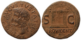 Divus Augustus, Died 14 AD. Dupondius (bronze, 9.12 g, 29 mm). Rome, STRUCK under Tiberius. DIVVS AVGVSTVS PATER. Radiate head left. Rev. S - C / PROV...
