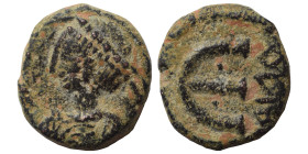 Justin I, 518-527. Contemporary or barbaric imitation? Pentanummium (bronze, 2.07 g, 13 mm). Diademed and draped bust left. Rev. Large E; two pellet. ...