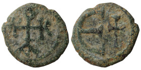 Maurice Tiberius, 582-602. Pentanummium (bronze, 1.17 g, 13 mm), Theoupolis (Antioch). Monogram 15 of Maurice Tiberius. Rev. Large Є; above, cross. DO...