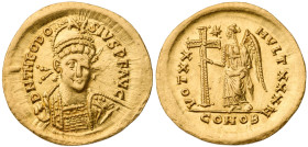 Theodosius II. AV Solidus (4.4 gr.), AD 402-450. Vicennalia Issue. Constantinople, 8th officina, struck AD 422-423. Pearl-diademed, helmeted and cuira...