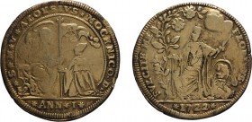 ZECCHE ITALIANE. VENEZIA. ALVISE III MOCENIGO (1722-1732). OSELLA 1722 - Argento, 9,36 gr, 35 mm, tracce di montatura, MB. Rara
D: S M V ALOVSIVS MOC...