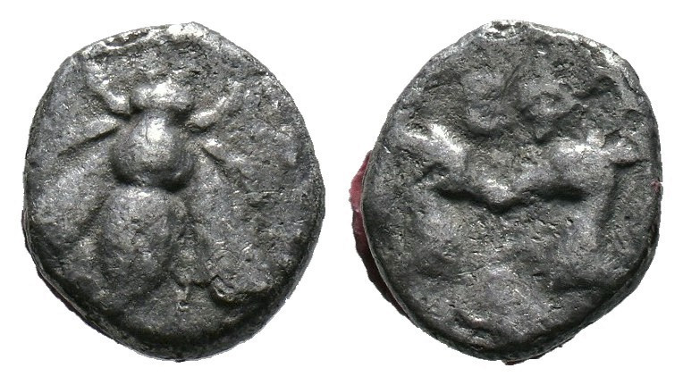 Ionia. Ephesos circa 390-325 BC. Diobol AR
Bee with straight wings / Two stag he...