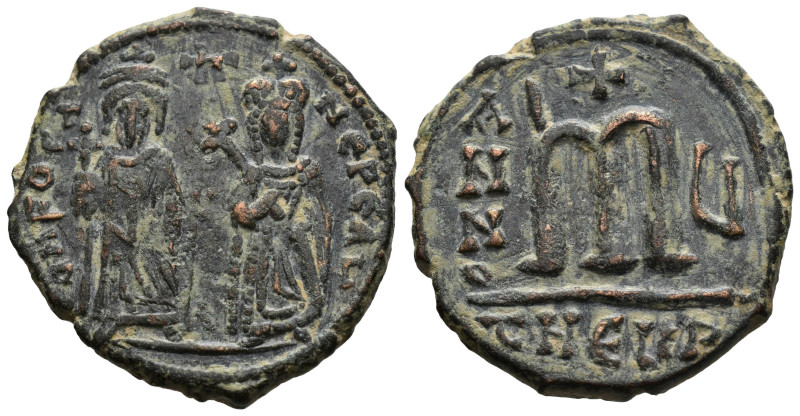 Phocas (802-810). AE 40 Nummi. Theoupolis (Antioch), 
 Phocas and Leontia standi...