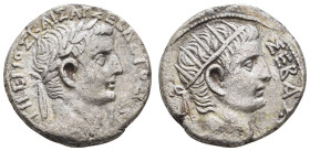 Römer Kaiserzeit
Tiberius, 14-37 u.Z. Billon Tetradrachme Jahr 7 = 20-21 Alexandria und Divus Augustus, Av.: Kopf des Tiberius mit Lorbeerkranz nach ...