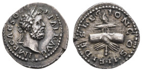 Römer Kaiserzeit
Clodius Albinus, 193-197 AR Denar Avers Kopf nach rechts mit Lorbeerkranz, Revers zwei Hände halten den Legionsadler, sehr schöne Pa...