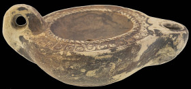 Antike Objekte
 Öllampe aus weißbraunem Ton, mit floraler Verzierung, Durchmesser max. 12 cm