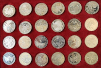 Bundesrepublik (DM)
 Sammlung von 2, 5 und 10 Mark Münzen. Dabei zwei 10 DM-Sets zu den Olympischen Spielen in München 1972 (PP). Insgesamt 74 Stück....