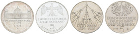 Bundesrepublik (DM)
 Restlot 5 DM Gedenkmünzen 1964-1986. Das meiste in PP. Dabei: Fichte, Leipbniz, Humbold. Zusätzlich einige 5 M DDR Gedenkmünzen....