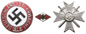Deutschland III. Reich Auszeichnungen der NSDAP und ihrer Gliederungen
 Lot aus drei Stücken, Orden des Kriegsverdienstkreuzes, Medaille "Deutschland...
