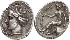 LE MONDE GREC
Calabre
Terina. Statère vers 440-425 av. J.-C. Tête de la la nymphe Terina à gauche dans une couronne de laurier / Niké ailée assise à...