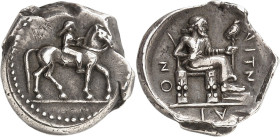 LE MONDE GREC
Sicile
Etna. Hiéron I, 478-466 av. J.-C. Drachme vers 476-470 av. J.-C. Cavalier à droite / Zeus assis tenant le foudre et un sceptre ...