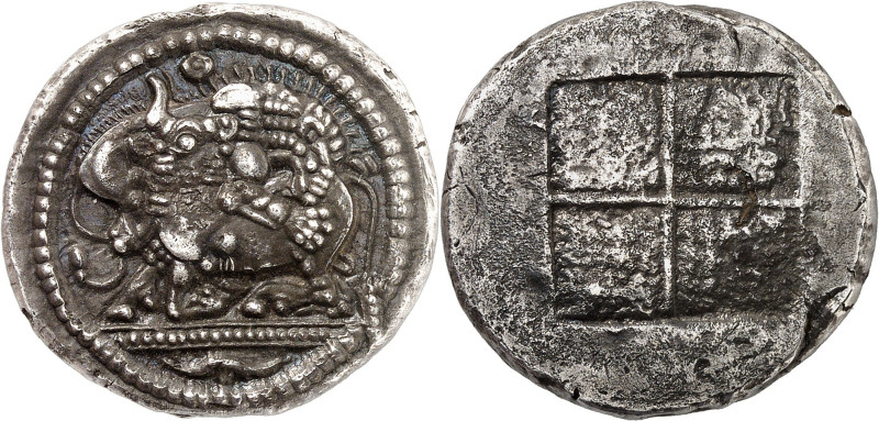 LE MONDE GREC
Macédoine
Acanthe. Tétradrachme vers 530-480 av. J.-C. Lion à dr...