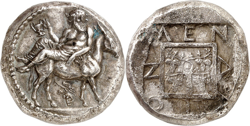 LE MONDE GREC
Macédoine
Mende. Tétradrachme vers 423 av. J.-C. Dionysos barbu ...