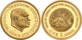 SIERRA LEONE
République, 1961-. Leone 1974. PROOF. Tête nue de Siaka Stevens à droite / Lion à droite. Valeur à l'exergue. Tranche lisse. 49,01g. Fr....