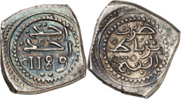MAROC
Mohammed III, 1757-1790. 10 Dirhems AH 1189 (1775), Rabat. Inscription proclamant l'Unicité de Dieu, date / Atelier. Tranche brute. 27,94g. Alb...