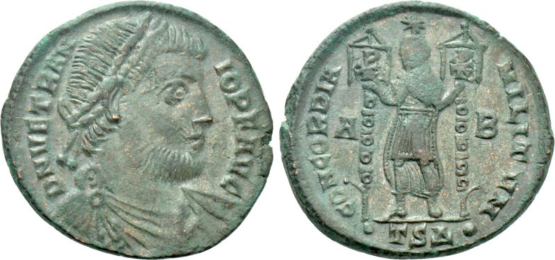 VETRANIO (350). Ae. Thessalonica. 

Obv: D N VETRANIO P F AVG. 
Laureate, dra...