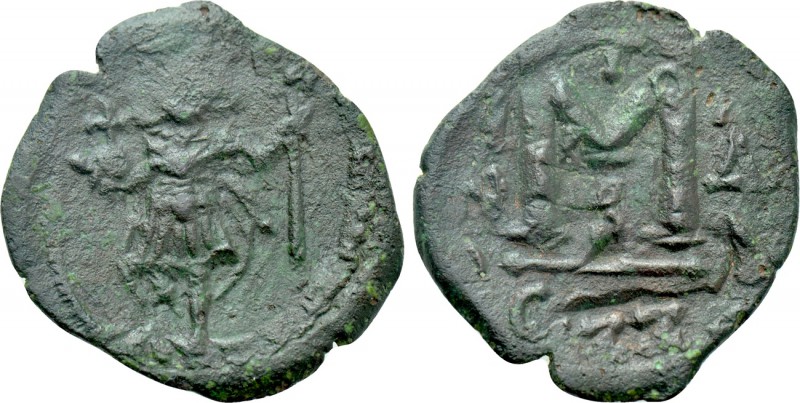 TIBERIUS III (APSIMAR) (698-705). Follis. Constantinople. Dated RY 4 (701/2). 
...