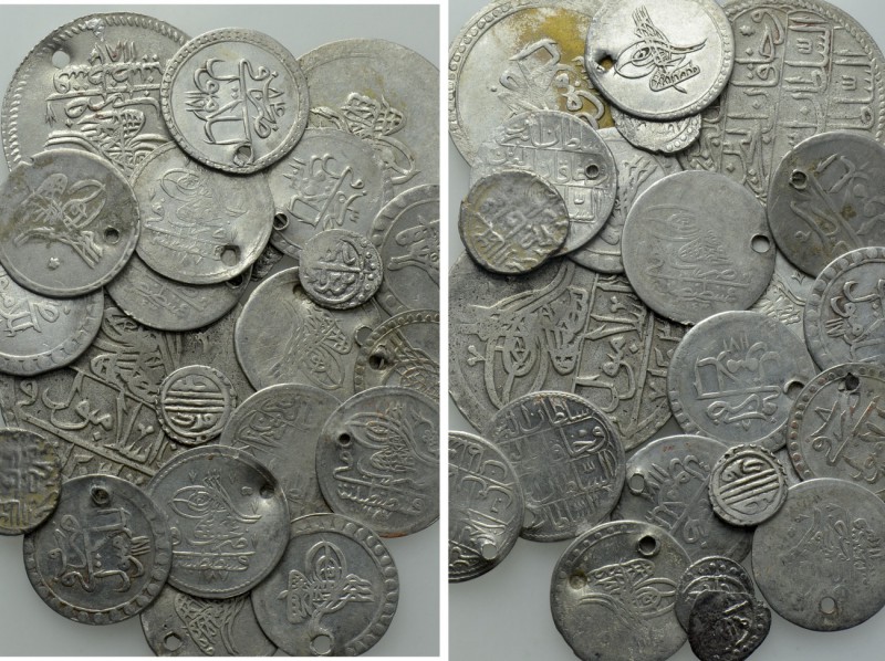 24 Ottoman Coins. 

Obv: .
Rev: .

. 

Condition: See picture.

Weight:...