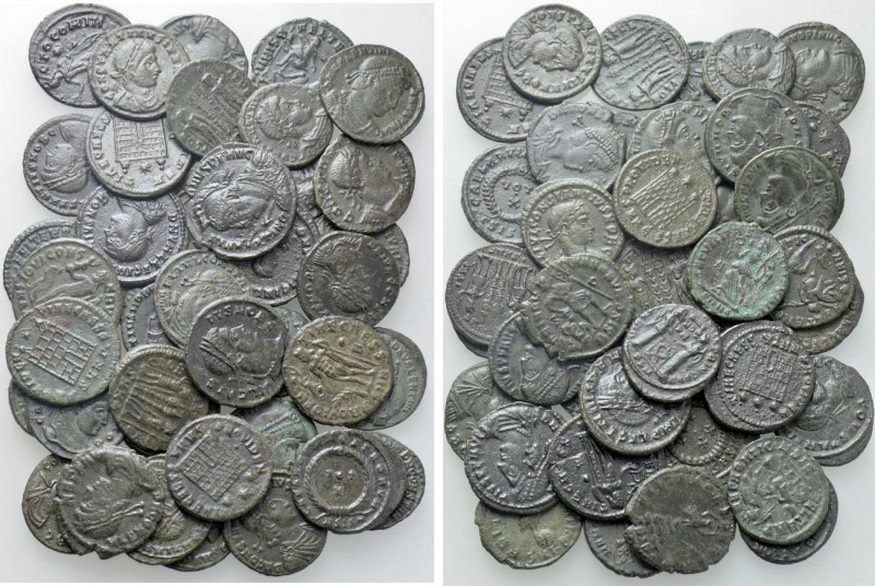 Circa 40 Late Roman Folles. 

Obv: .
Rev: .

. 

Condition: See picture....