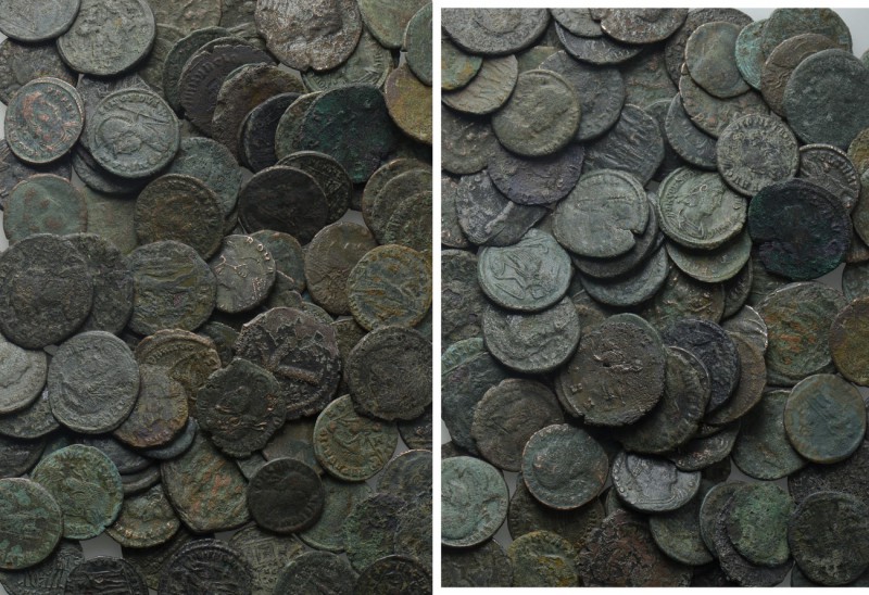 Circa 100 Late Roman Coins. 

Obv: .
Rev: .

. 

Condition: See picture....