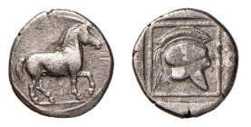 MACEDONIA - AIGAI - PERDIKKAS II (circa 451-413 a.C.) TETROBOLO gr.2,0 - D/Cavallo andante a d. R/Entro quadrato incuso in doppio quadrato lineare l'e...